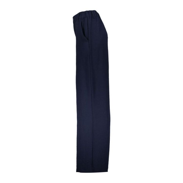 000675 - navy