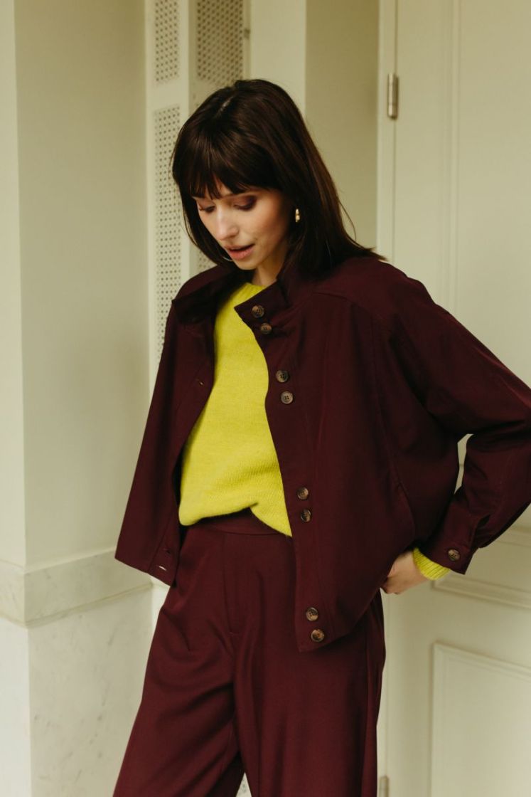  BURGUNDY
