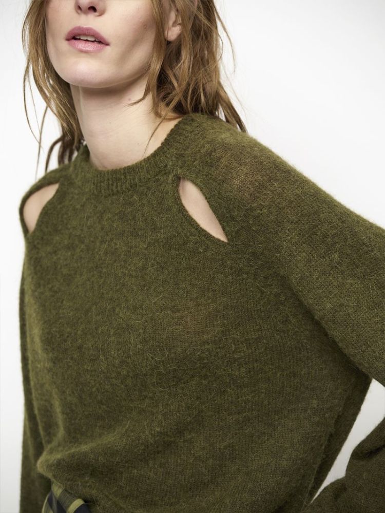  3895 Moss Olive